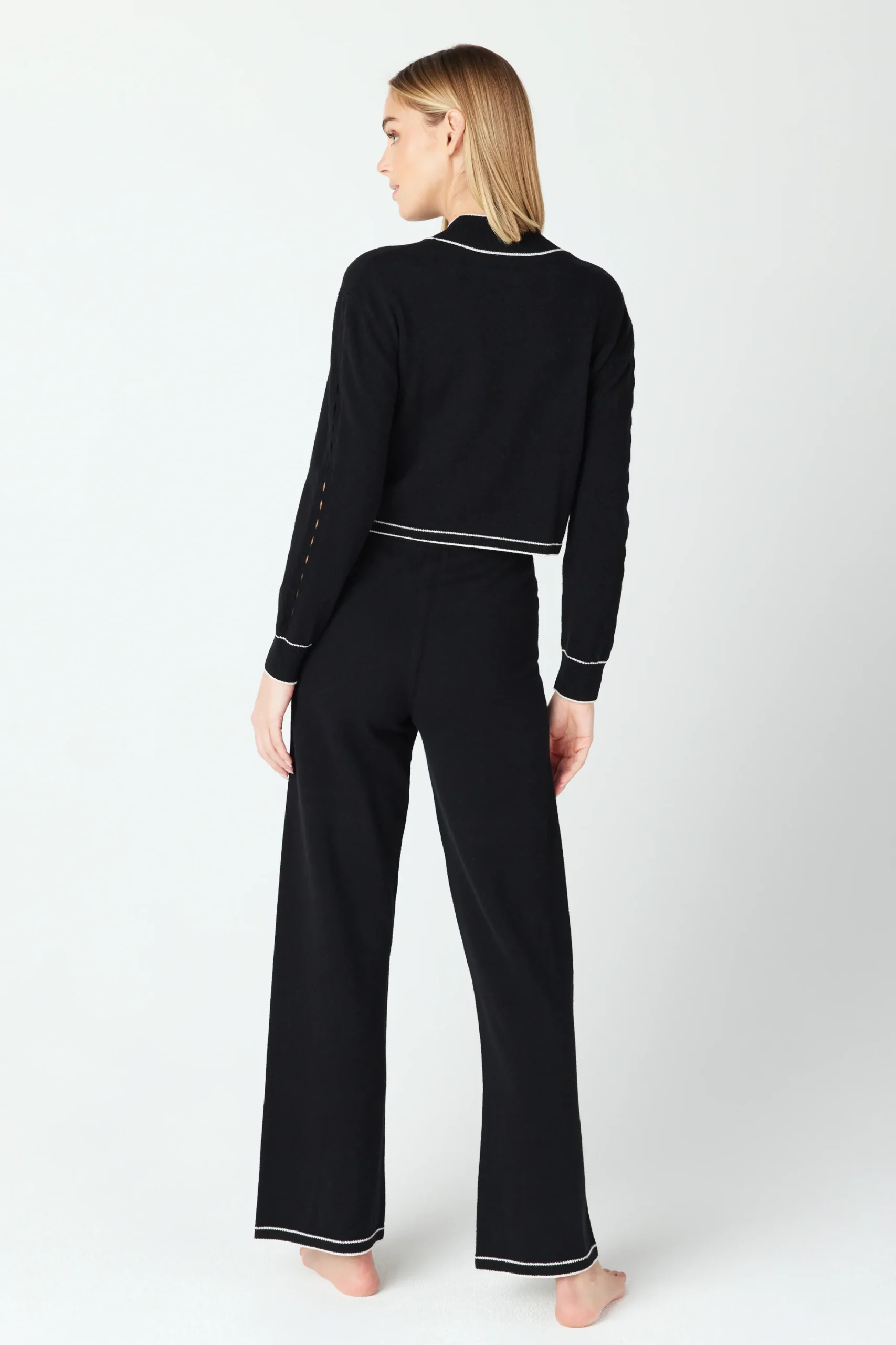 GIGI C Lounge|Jacqueline Pullover Black